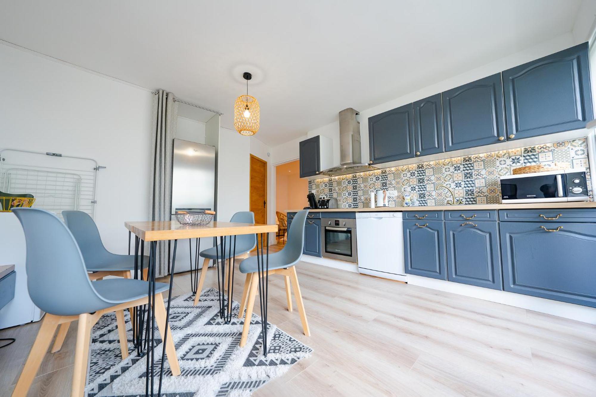 Apartment 4 -